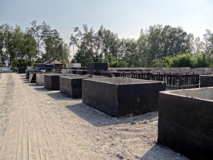 Szamba betonowe  w Chłapowie